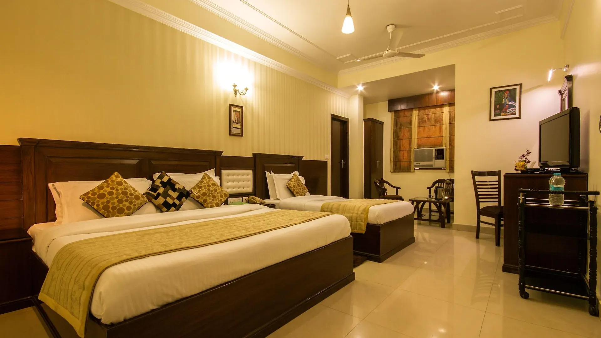 Hotel Grand Park Inn Delhi